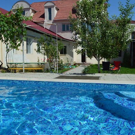 Tunduk Hostel Bishkek Exterior foto